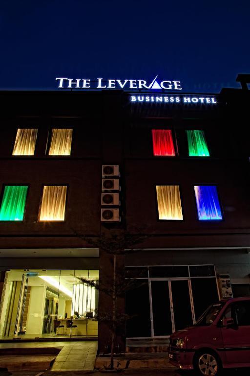 The Leverage Business Hotel - Rawang Exterior photo